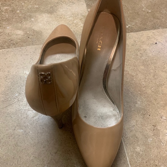 Coach size 7 heels - Picture 3 of 3
